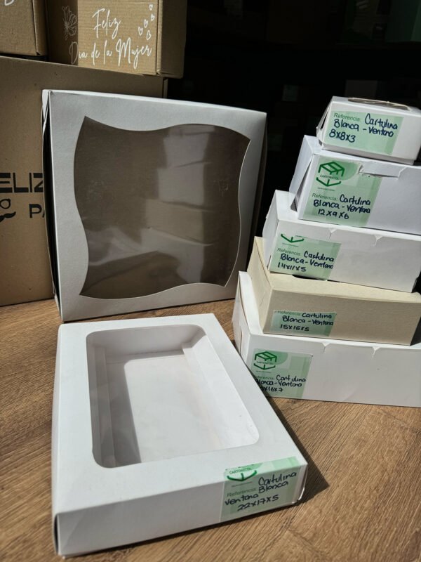 caja plegadiza con troquel y ventana transparente
