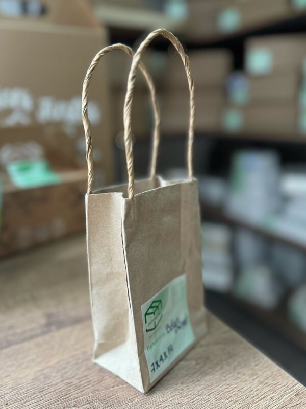 Bolsas de papel con manija - Image 4